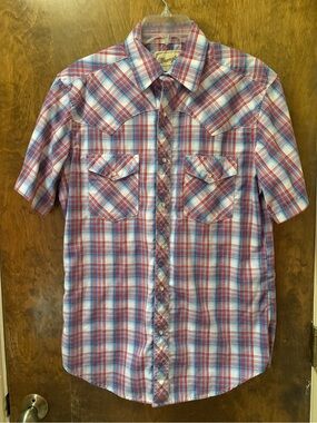 Wrangler Red and Light Blue Plaid Short-Sleeve Button-Down Shirt